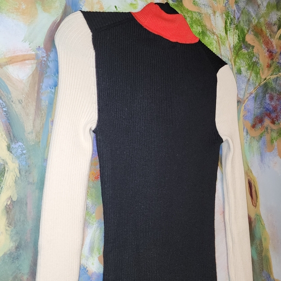 Tory Burch XXS Colorblocked Elegant Mockneck Sweater Excellent Condition - Picture 5 of 7